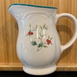 Pfaltzgraff creamer